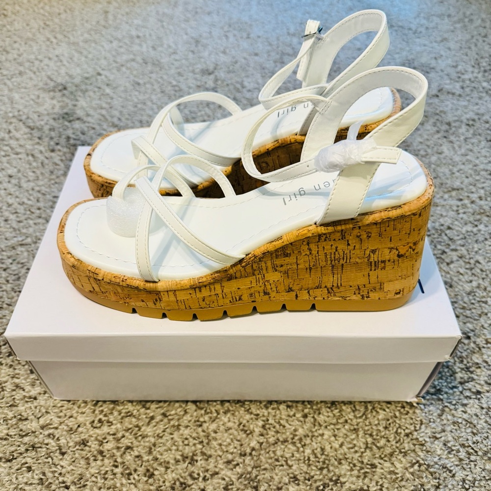 NIB Madden Girl Vault Cork Wedge Sandal 7.5 White Strappy Platform Coconut Girl